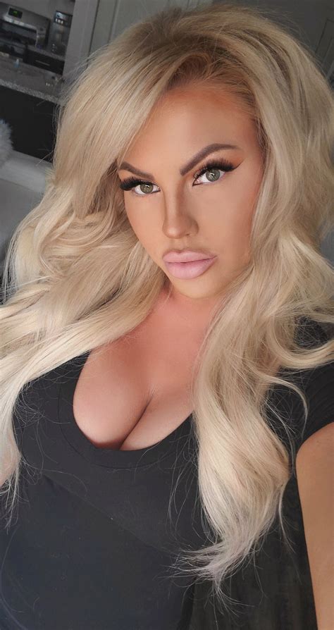 Tw Pornstars Ivy Ferguson Twitter With Wild Eyes She Welcomes You
