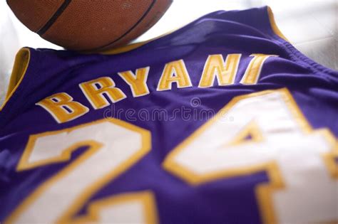 Hanya dengan unduh saja lewat link yang sudah admin sediakan diatas. Kobe Bryant Images - Download 721 Royalty Free Photos - Page 2