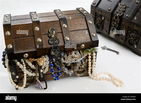 Treasure Chest Overflowing Jewelry Necklaces Hi Res Stock Photography
