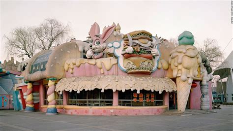 20 Abandoned Amusement Park Characters Youd Probably Rather Not Find