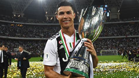 If you are cristiano ronaldo, you build your own museum. Ronaldo Wallpaper With Trophy