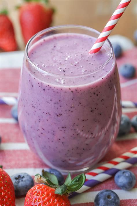 This Strawberry Blueberry Smoothie Is Quick Delicious And So Refreshing Not Only Is It Healthy