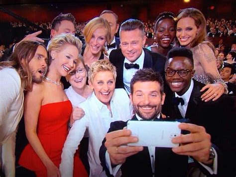 Now Thats A Selfie Hahaha Oscars 2014 Selfie Celebrities Oscars 2014