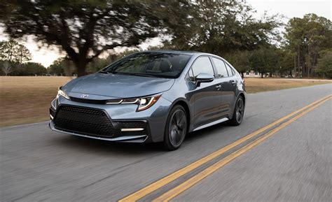 Detailed features and specs for the 2020 toyota corolla including fuel economy, transmission, warranty, engine type, cylinders, drivetrain and more. 2020 Toyota Corolla Reviews | Toyota Corolla Price, Photos ...