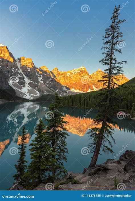 Sunrise At Moraine Lake Banff National Park Stock Image