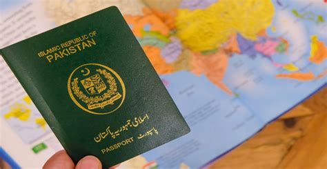 Malaysian visa application form information on malaysia visas for travel, tourist visa, visitor / transit visa, student visa. Latest list of visa-free countries on Pakistani passport 2020