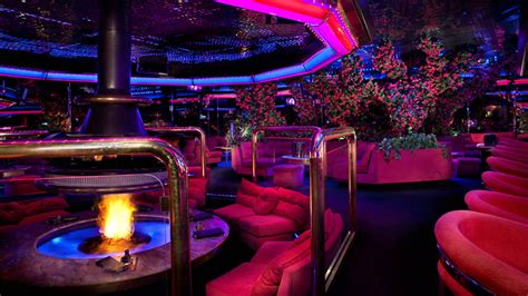 Peppermills Fireside Lounge Bars In The Strip Las Vegas