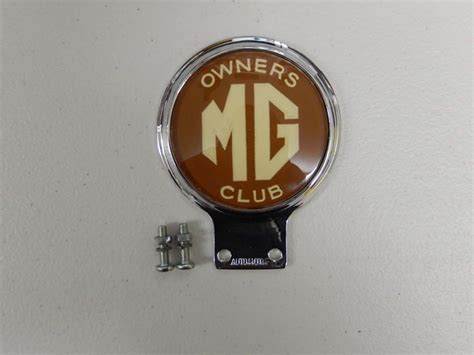 Vintage Automotif Boxed Mg Owners Club Dark Red Version Car Badge Auto