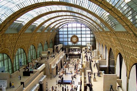 Das Musée Dorsay Im Ehemaligen Gare Dorsay An Der Seine In Paris