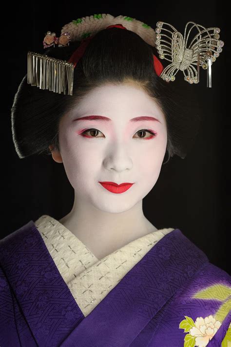 A Photographer Of Geisha Maiko And Kyoto Geisha And Maiko I 9 Geisha Beautiful Geisha