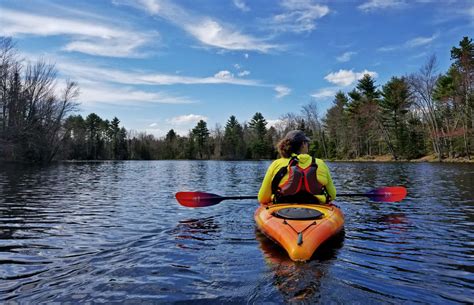 Paddling Southern Maine 10 Beginner Friendly Places To Kayak And Sup