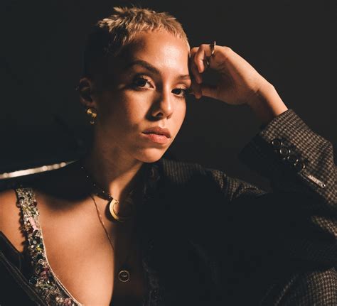 Poppy Ajudha Unveils Empowering New Single “strong Womxn”