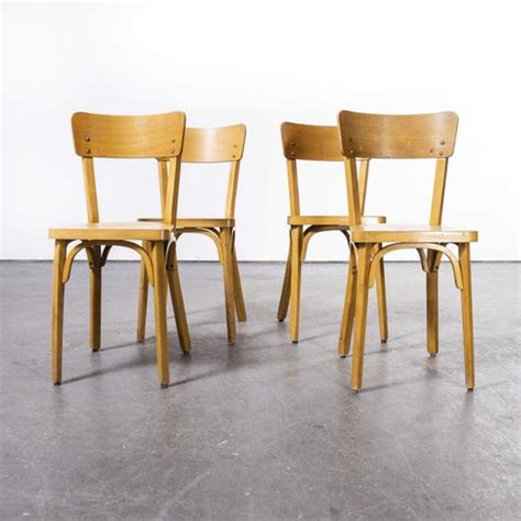 French Blonde Beech And Bentwood Dining Chairs Model 1402 From Baumann 1950s Set Of 4 For Sale