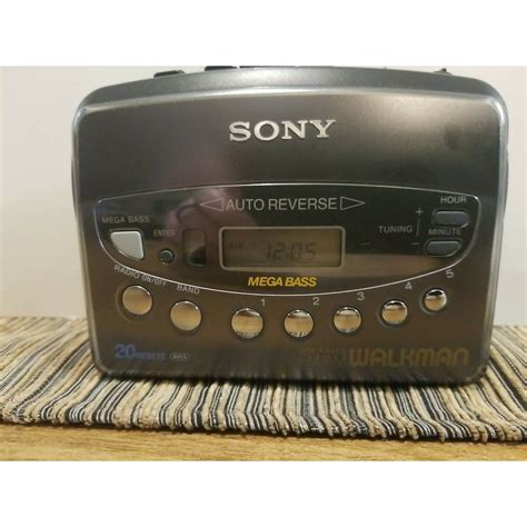 sony walkman mega bass cassette player wm fx481 fully functional tested