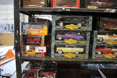 Large Lot Of Assorted Diecast 118 And 124 Scale Collectable Model Cars