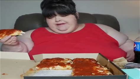 Ssbbwandbbw Eating Mukbang With Pizza 2022 Youtube