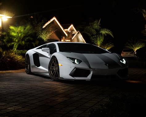 Download White Sports Car Lamborghini Aventador