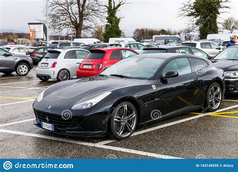 We did not find results for: Ferrari GTC4Lusso editorial image. Image of italian - 143145555
