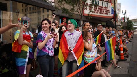 Crowd Cheers Love Wins At Minneapolis Gay Pride Parade