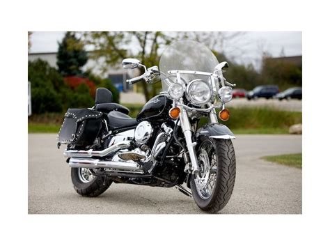 Yamaha says that the engine has been designed to produce strong torque and horsepower in the most usable riding range (50 to 120 km/hr), so you can expect to a pretty sharp response. Buy 2000 Yamaha V Star 650 CLASSIC XVS 650 on 2040-motos