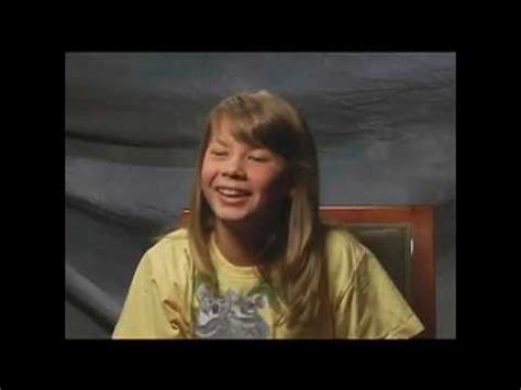 Still dating her boyfriend chandler powell? Bindi Irwin talks about Free Willy: Escape from Pirates ...