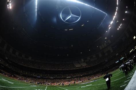 Super Bowl Xlvii Blackout Power Outage Leaves Superdome Dark
