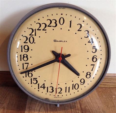 Telling the time in the military format is quite simple. Best 25+ 24 hour clock ideas on Pinterest | Clock ...