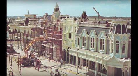 20 Rare Photos Taken During Walt Disney World Construction That Will