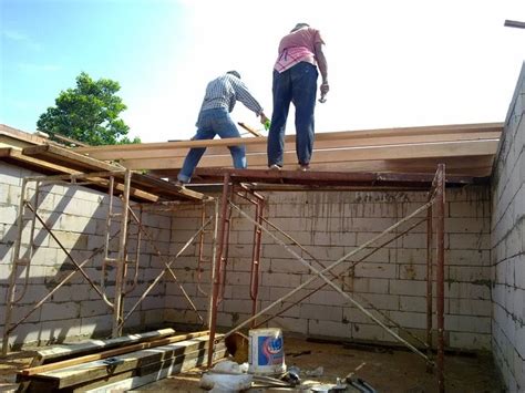 Burung walet merupakan spesies burung yang secara alami berhabitat di dekat laut. evgreenbirdnest: Proses Pembinaan Rumah Burung Walit Di Kg ...