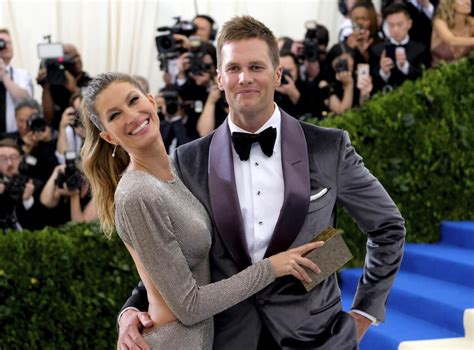 What Gisele Bündchen Said About Ex Tom Bradys Retirement Los Angeles Times