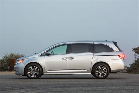2017 Honda Odyssey Minivan Pricing For Sale Edmunds