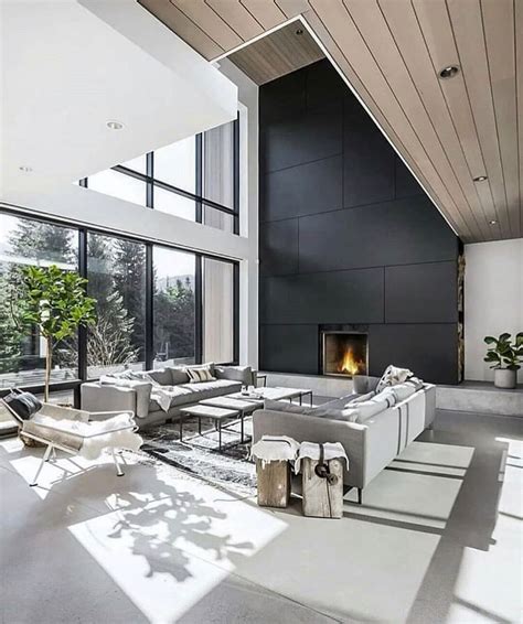 High Ceiling Modern House Design
