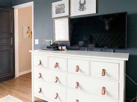 Bedroom dressers for sale if you are looking for affordable bedroom dressers that also hold a lot of stuff, look great in any room and will last you for years to come, head on into one of jerome's showrooms. Cheap Dressers for Your Bedroom (All Under $500!) - Love ...