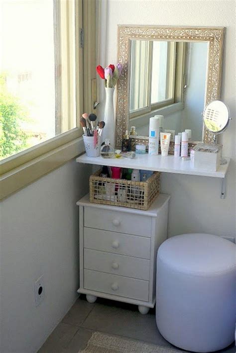 Maybe you would like to learn more about one of these? Easy DIY Small Bedroom Organization And Storage Hacks (19 ...