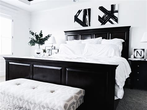 Https://tommynaija.com/home Design/black And White Bedroom Interior Design