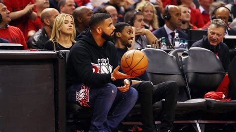 drake gets fired up at raptors vs bucks game 4