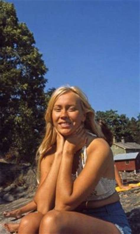 Vintage Everyday Sexy Pictures Of Abbas Agnetha Faltskog Posed For Swedens Poster Magazine In