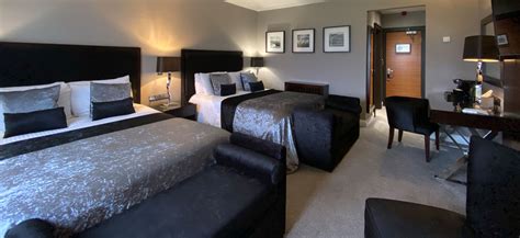 Standard Twin Room Derwent Manor Hotel