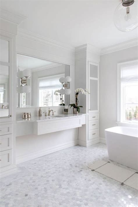 26 Chic All White Bathrooms That Inspire Digsdigs