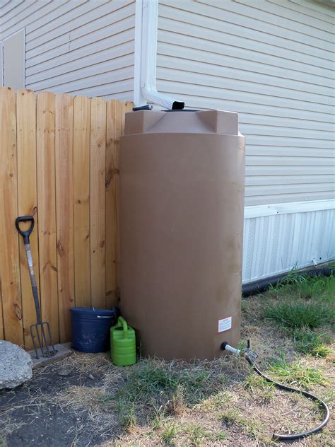 250 Gallon Poly Mart Rain Collect Tank Rain Water Collection System