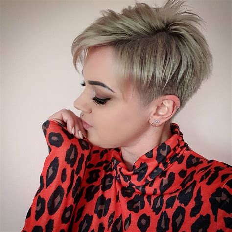 A pixie cut is a very short wispy hairstyle that can be textured and razored, and is short on the back and sides and usually longer on the top. 10 Simple Pixie Haircuts for Straight Hair | Women Straight Hairstyles 2021