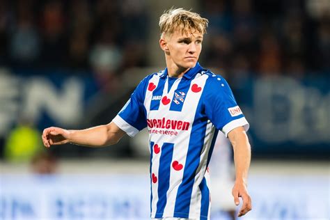 Todas las noticias, fotos, videos y goles del jugador de fútbol noruego. Martin Odegaard confirms new Real Madrid deal as Zinedine ...
