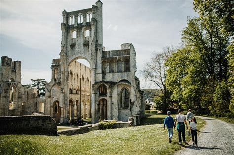 Abbaye De Jumièges Normandie Tourisme