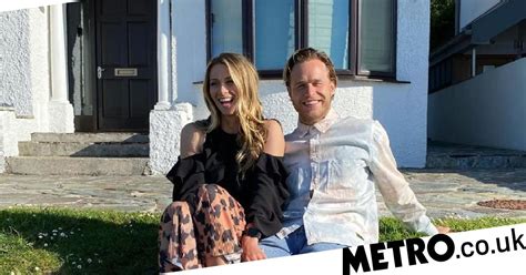 Olly Murs Engaged To Girlfriend Amelia Tank Metro News