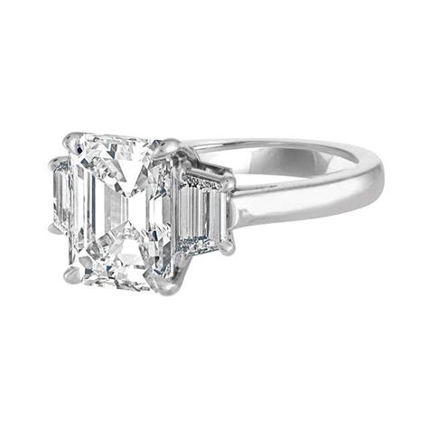 Gia Certified 401 Carat Emerald Cut Set In Platinum Mounting With Two Step Cut At 1stdibs
