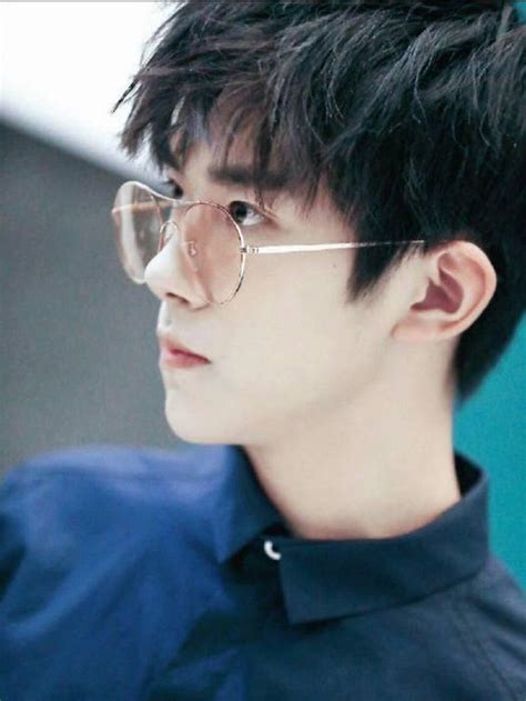 【類型】陸劇 / 懸疑 / 歷史 / 古裝 【首播】2019年06月27日 【更新】周一四晚更新3集 【集. 易烊千璽擇偶標準大公開!女友粉千萬別踩雷 - 每日頭條