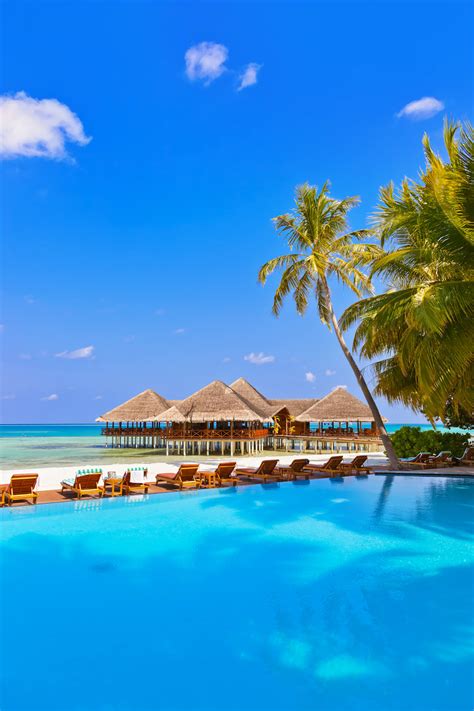 7 éjszaka resort szigeten félpanzióval. Multi-city repjegy: Maldív-szigetek és Srí Lanka most 189 ...