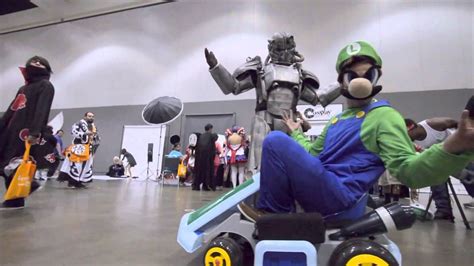 Luigi Death Stare Anime Expo 2014 Youtube