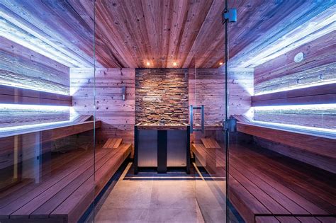 Reclaimed Wood Sauna Is In Vogue Rustic Wood Alpine Chic