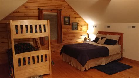 The water's edge meeting facility is perfect for receptions, reunions, and weddings. Cabin at the Cove--Claytor Lake, VA (Near VT and RU ...